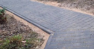 Укладка тротуарной плитки на основание в Тайшете в октябре