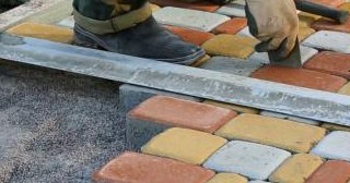 Укладка клинкерной брусчатки в Тайшете: цена от 831 руб. за м2